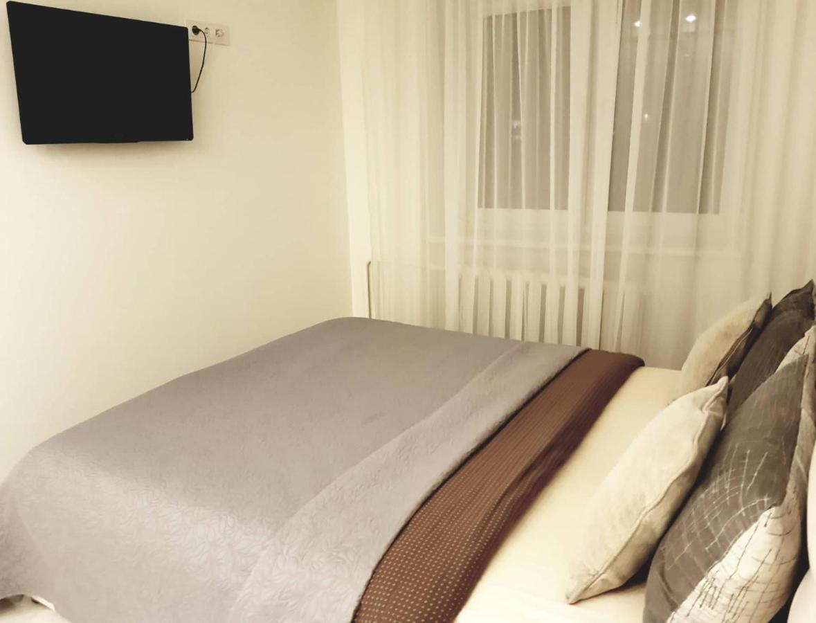 Traku Street Apartment โชเล ภายนอก รูปภาพ