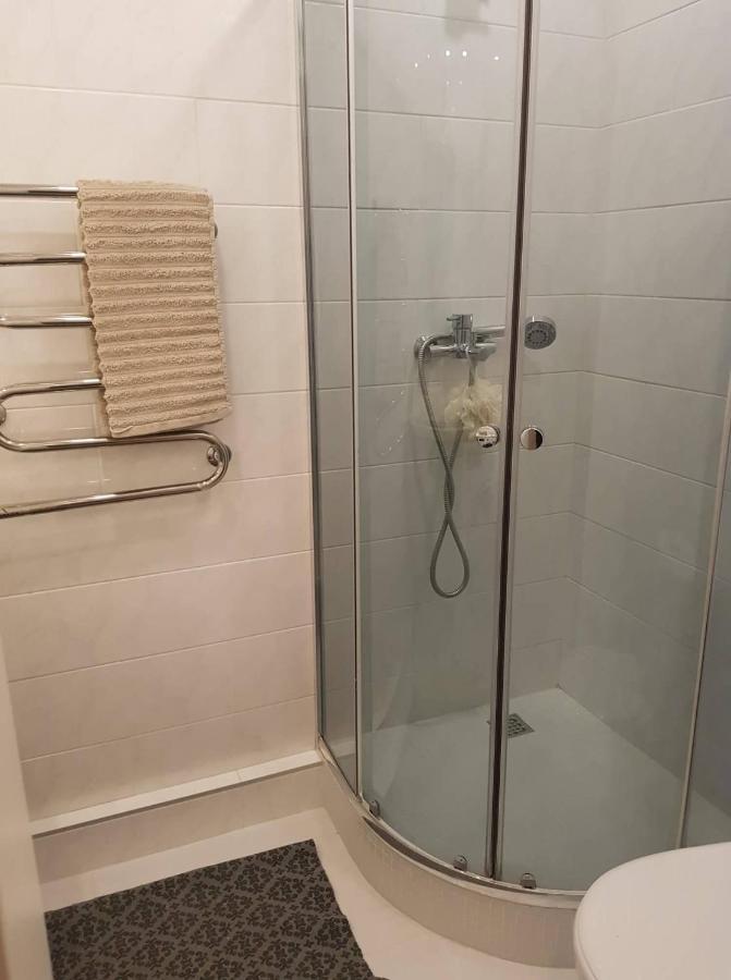Traku Street Apartment โชเล ภายนอก รูปภาพ